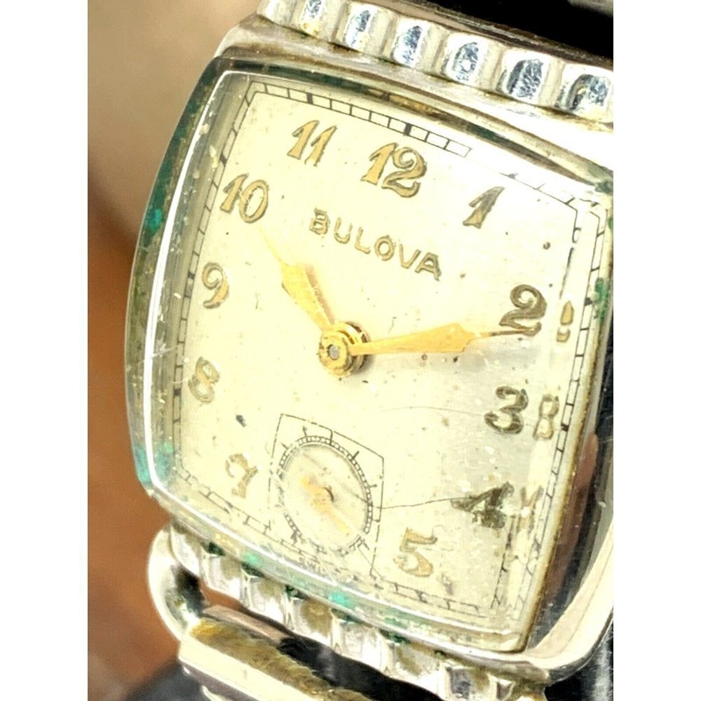Bulova Men's Watch Vintage 1951 Swiss Hand Wind Silver Dial Gold Expansion Band